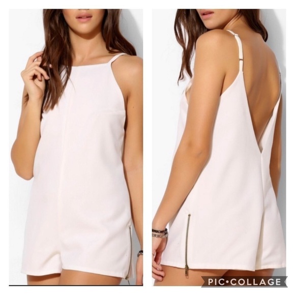 NWOT Stone Cold Fox Bullwhip Low Back Sexy Romper